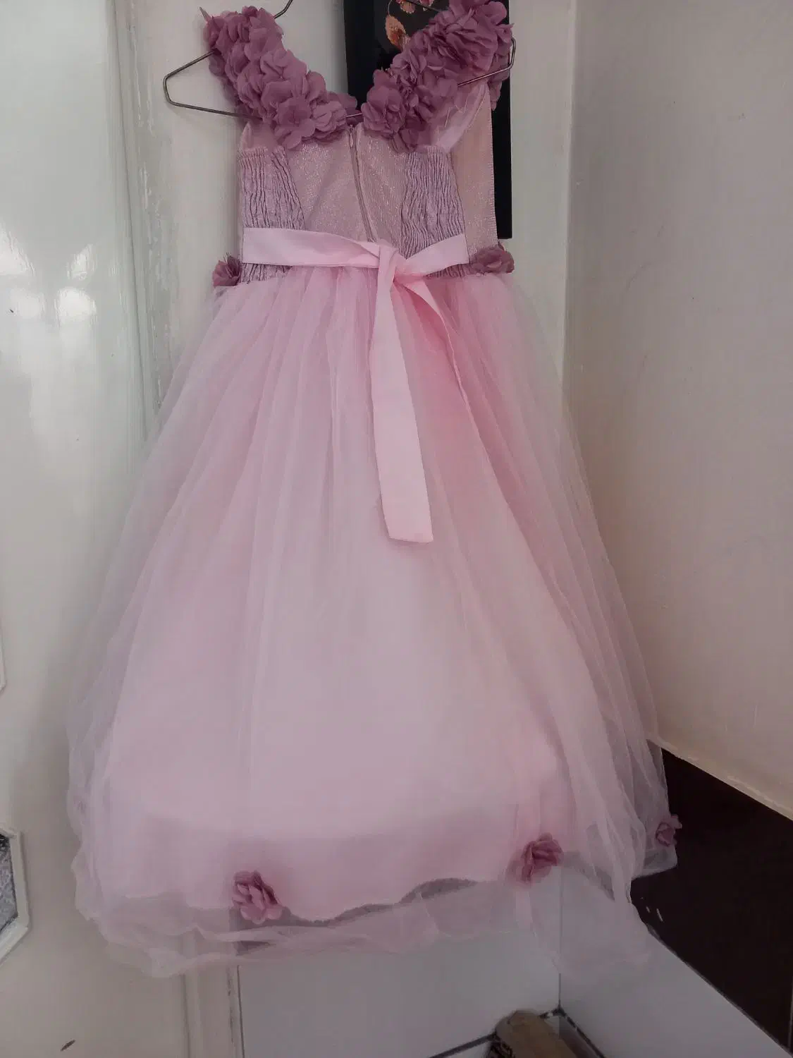 پاچین مجلسی|کفش و لباس بچه|اقبالیه, |دیوار