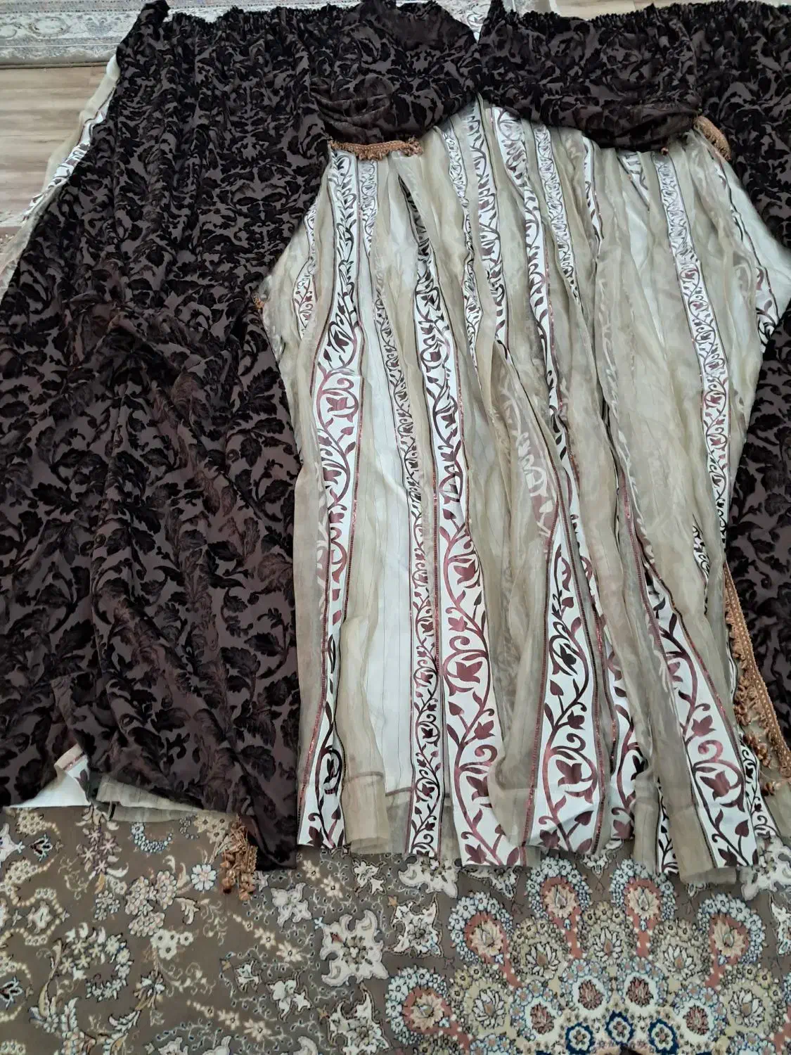 دوچرخه وپرده سالن وکتابخانه وپرده اتاق خواب|پرده، رانر، رومیزی|اهواز, شهرک نفت|دیوار