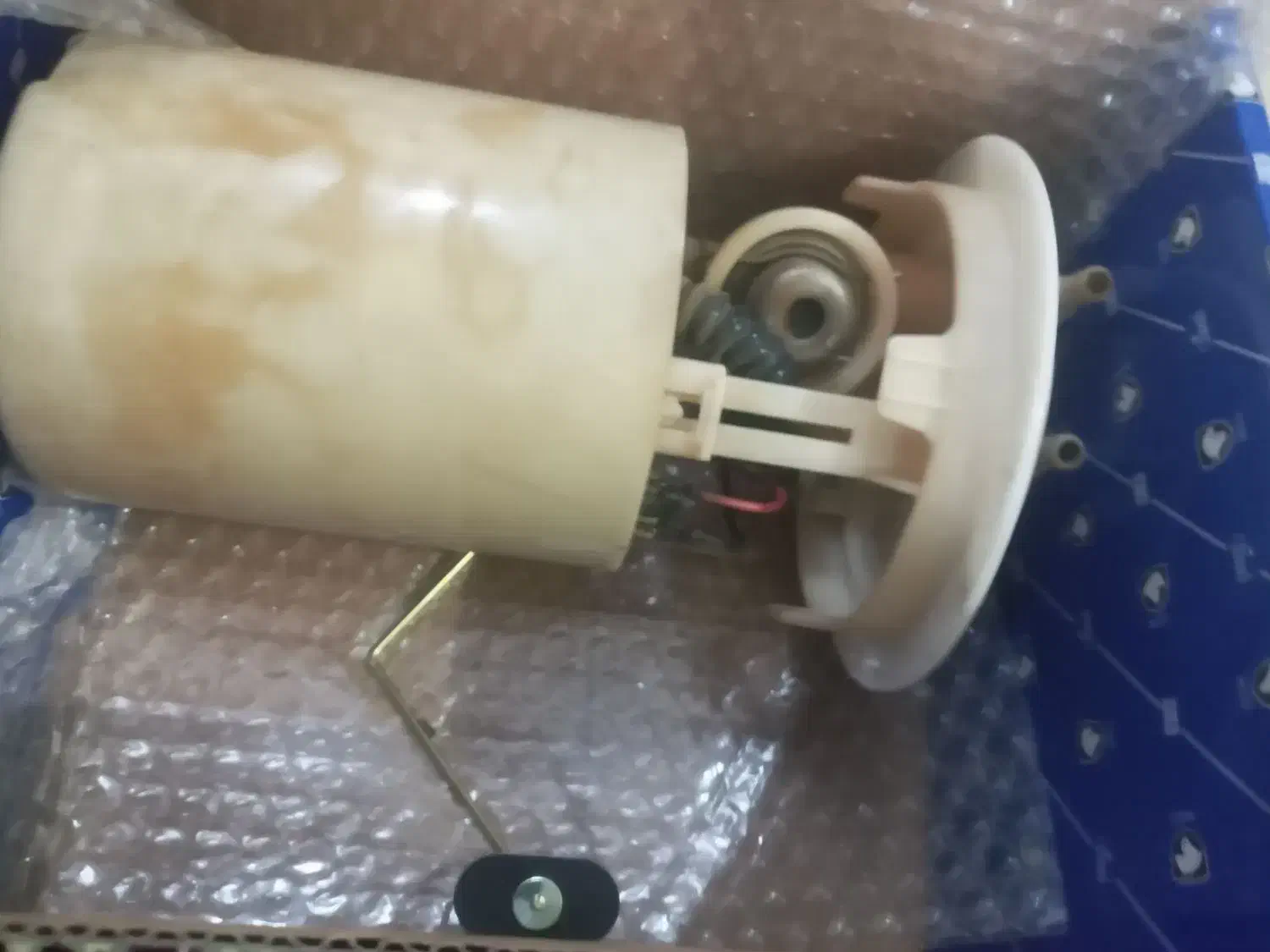 پمپ بنزین پژو|قطعات یدکی و لوازم جانبی|ایلام, |دیوار