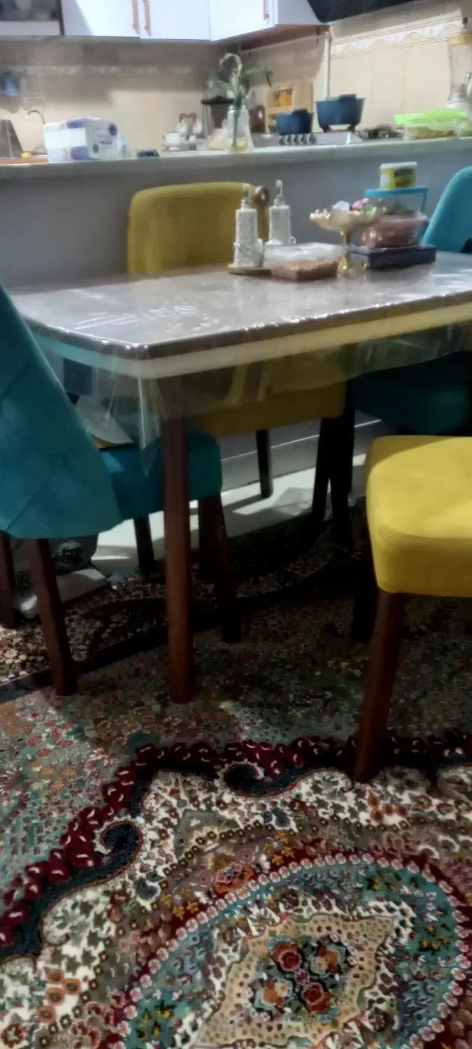 میز غذا خوری|میز و صندلی غذاخوری|اهواز, نادری|دیوار