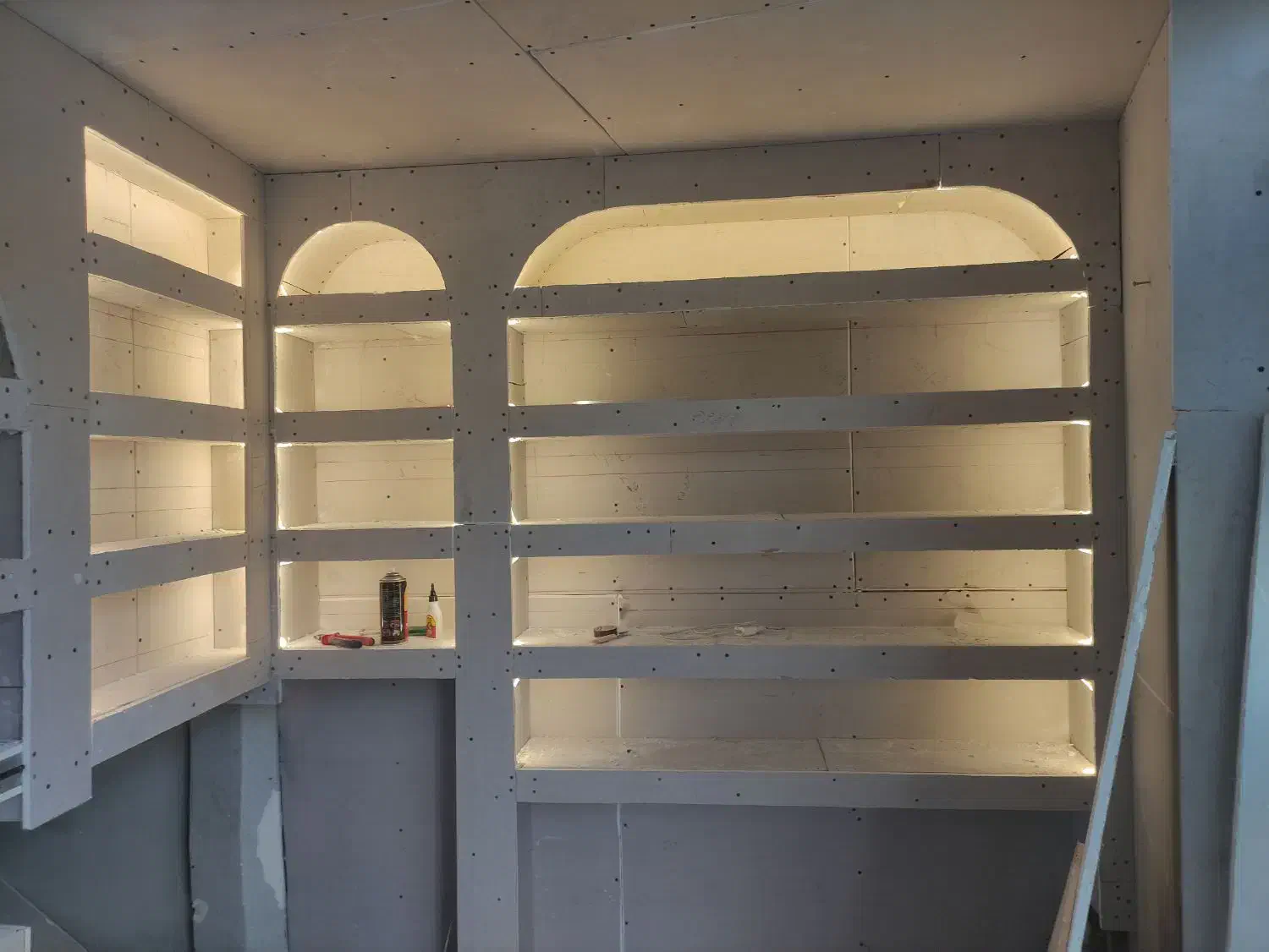 برقکار سیم کش سیم‌کشی برقکاری اتصالی لاینر|خدمات پیشه و مهارت|مشهد, سرافرازان|دیوار