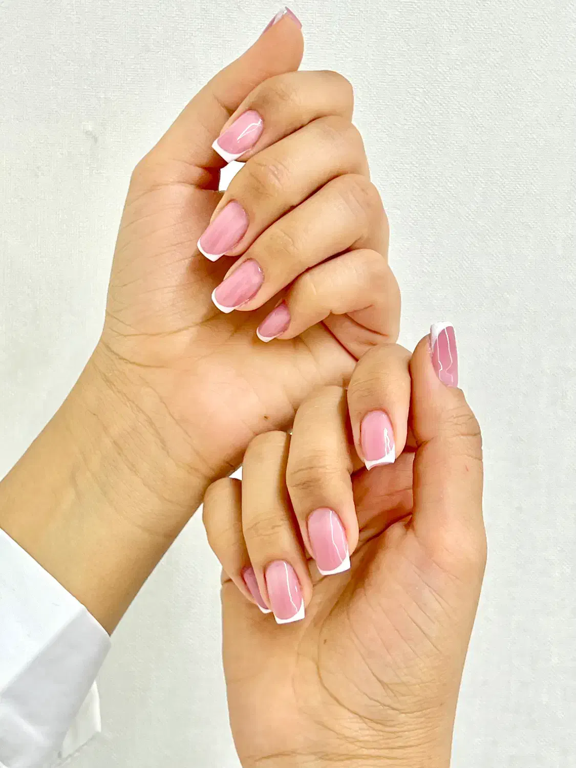 انجام خدمات رایگان ناخن|خدمات آرایشگری و زیبایی|فولادشهر, C5|دیوار