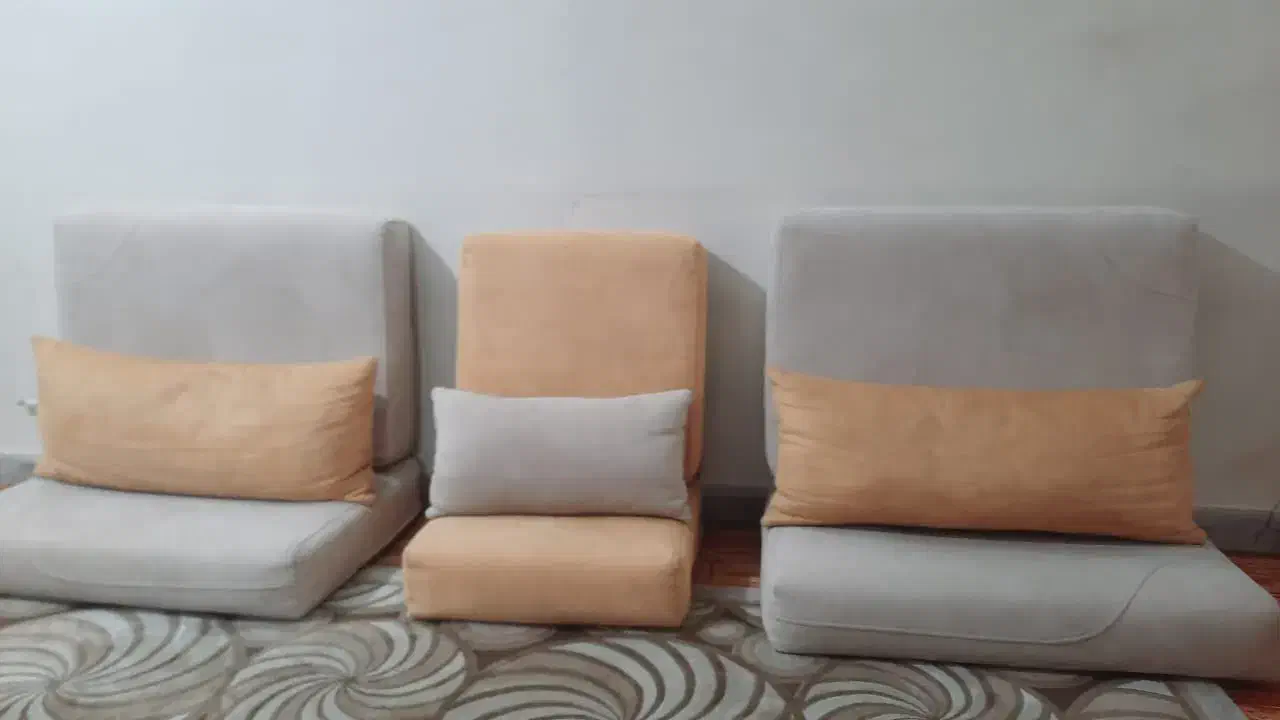 پشتی/ نشیمنگاه|پشتی|پاکدشت, پاکدشت (مامازند)|دیوار