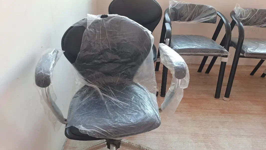 میز و صندلی|دفتر کار|ساری, |دیوار