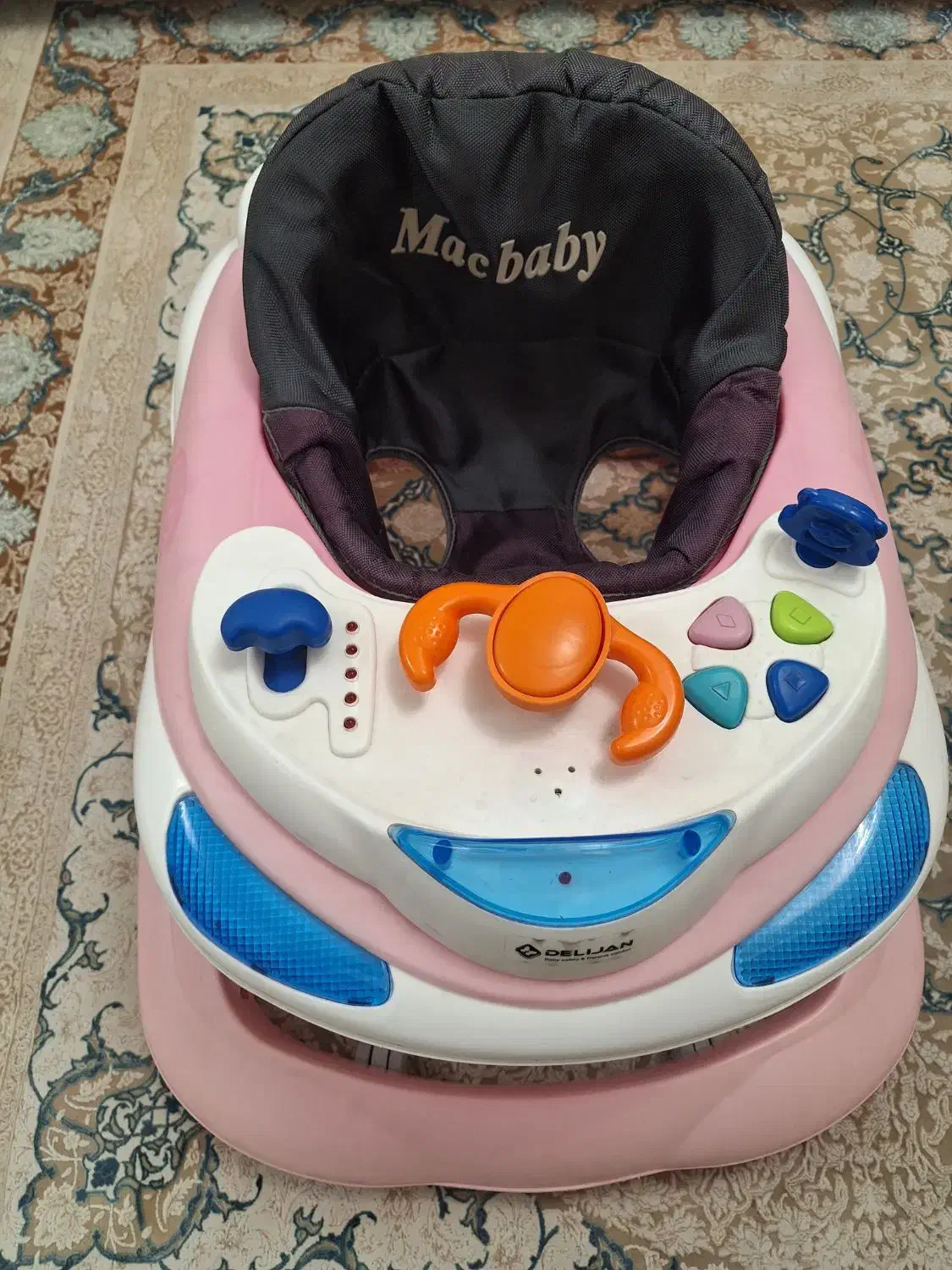 واگذاری رایگان|کالسکه و لوازم جانبی|رشت, کوی طالقانی|دیوار