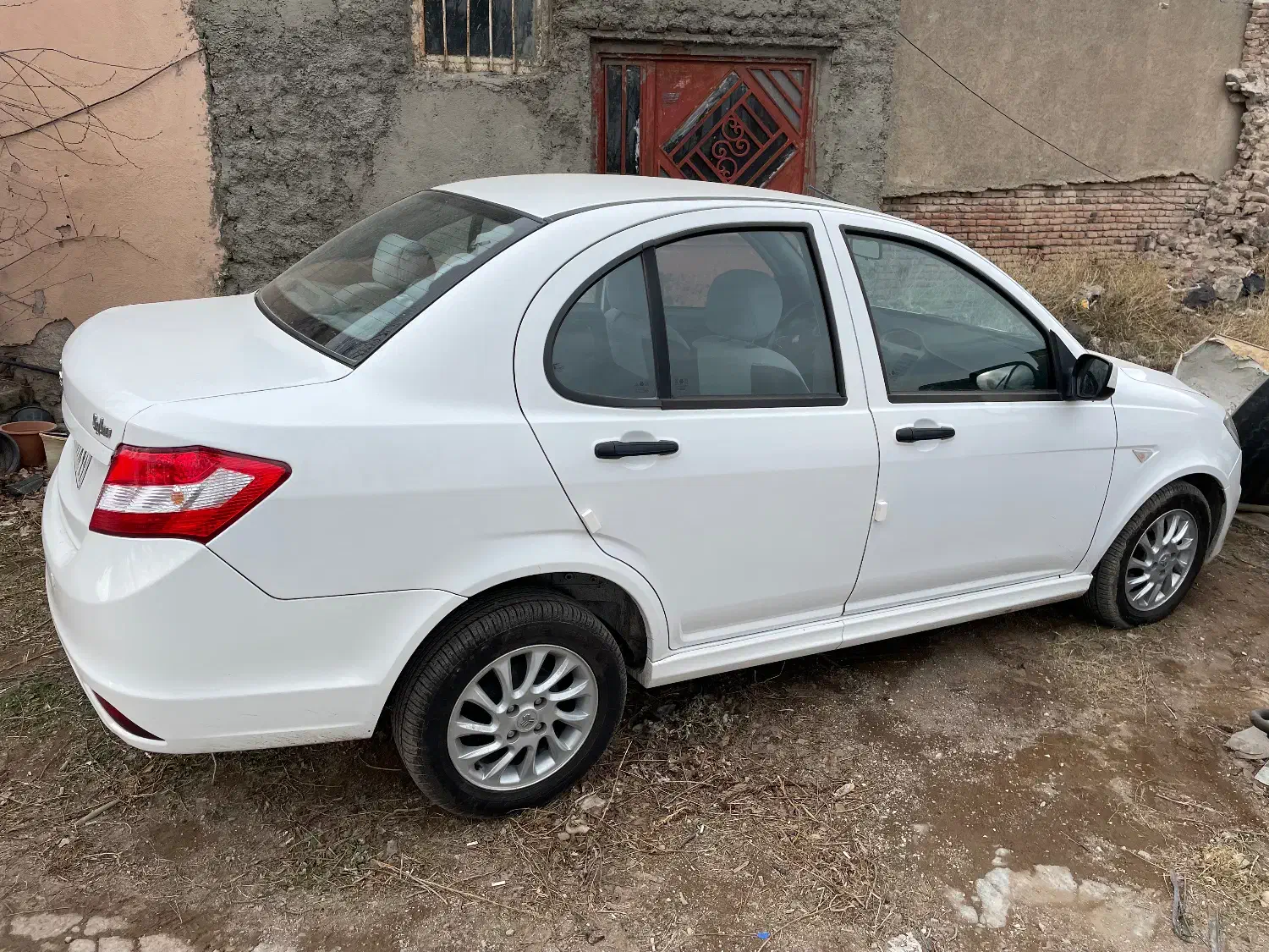 ساینا اتومات|خودرو سواری و وانت|اردبیل, |دیوار