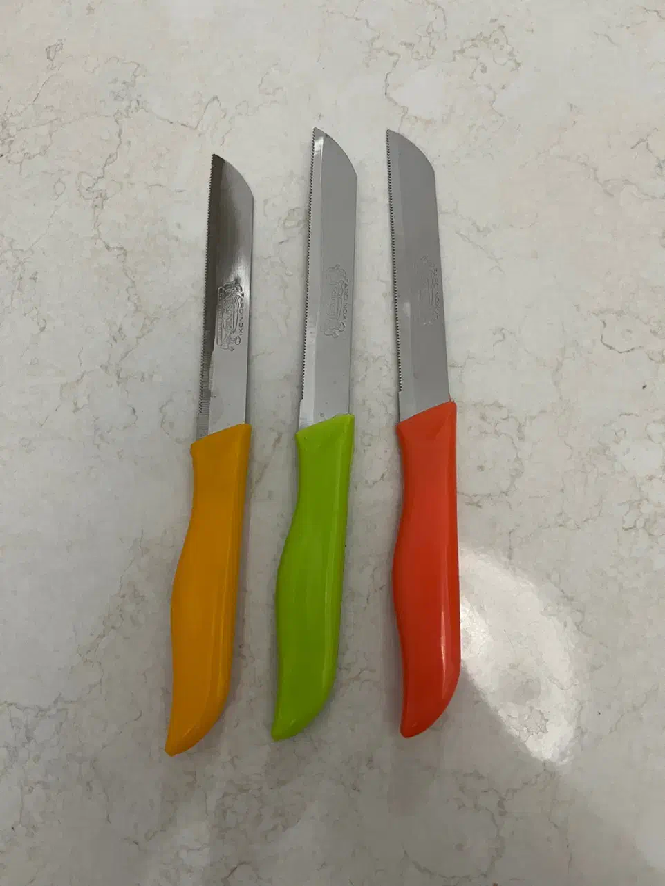 چاقو|ظروف سرو و پذیرایی|قم, سراجه (۱۵ خرداد)|دیوار