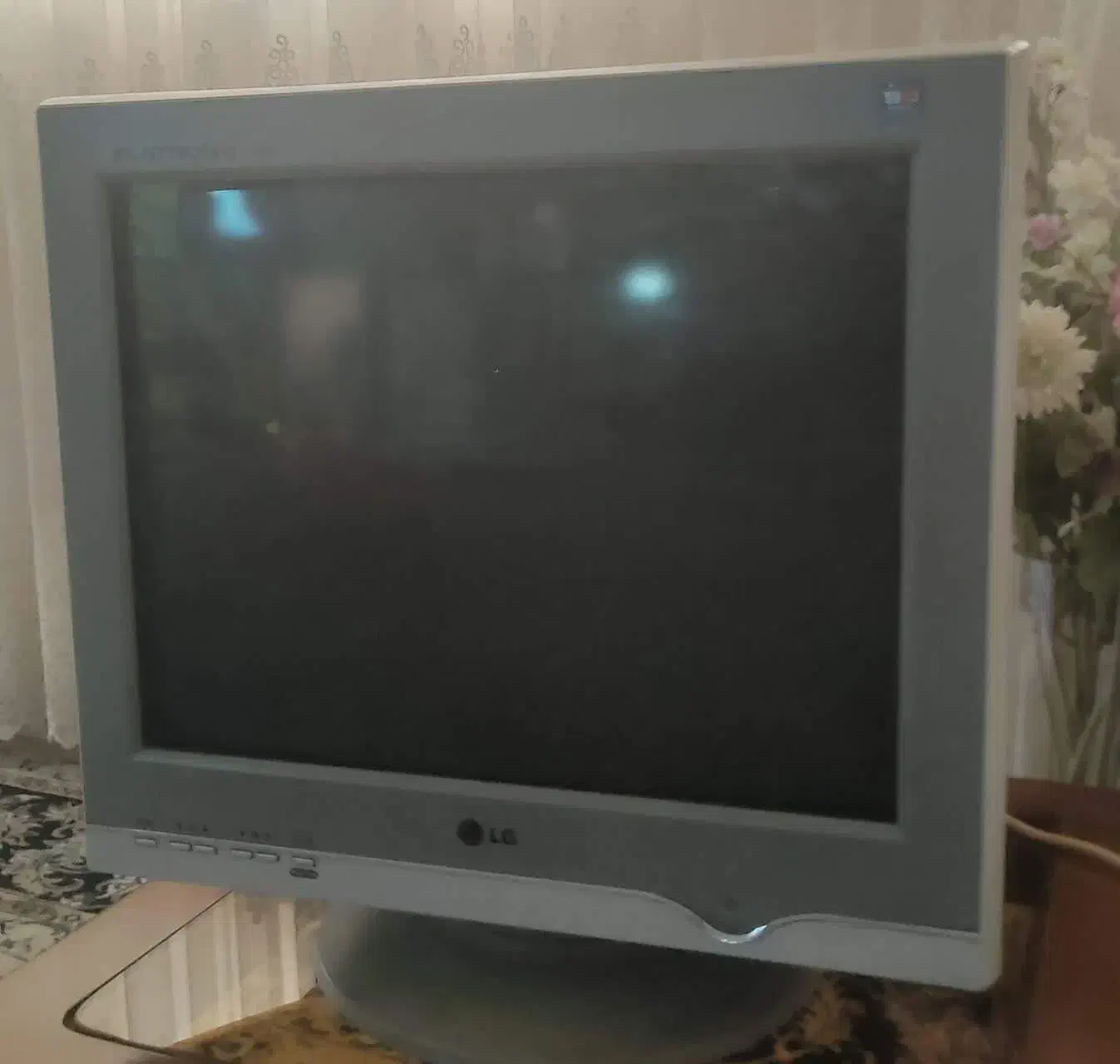 مانیتور LG|قطعات و لوازم جانبی رایانه|دورود, |دیوار