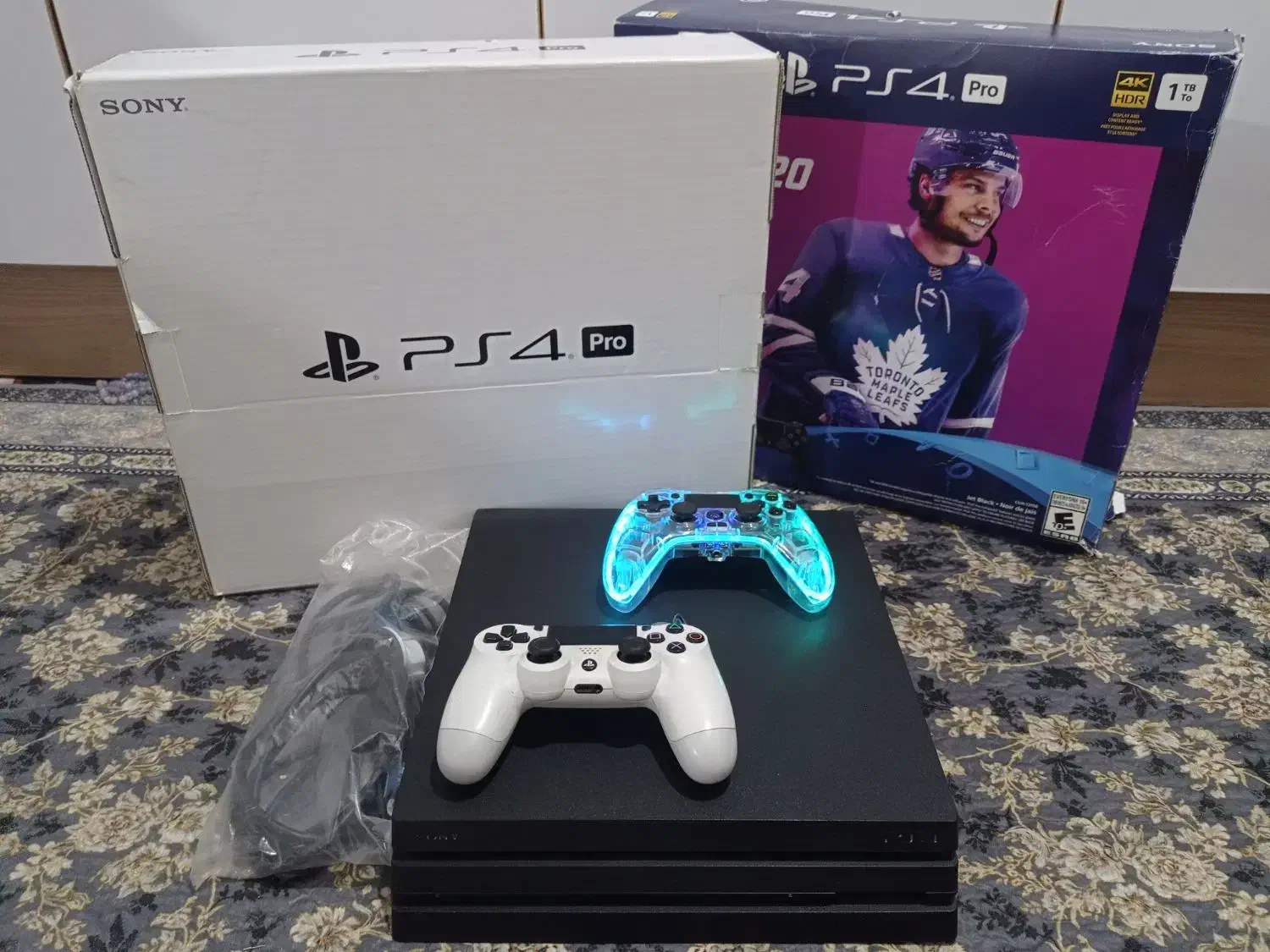 PS4 pro 1 tera|کنسول، بازی ویدئویی و آنلاین|فریدون‌کنار, |دیوار