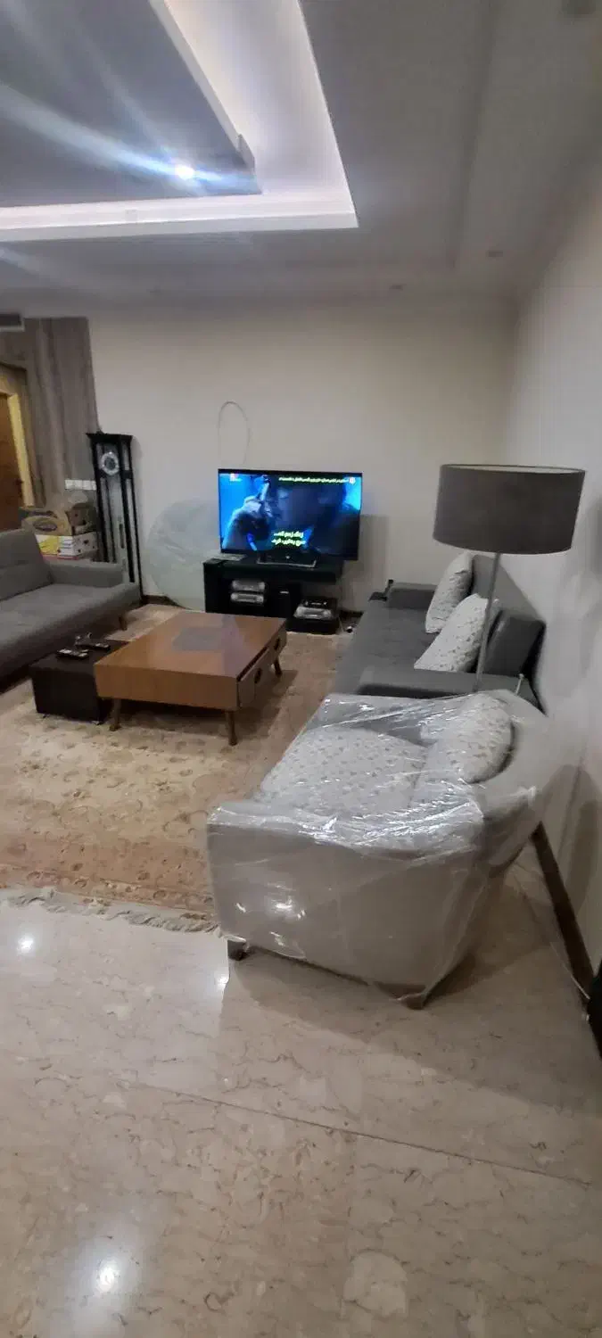 اندرزگو سلیمی شمالی 160متر سه خوابه دومستر