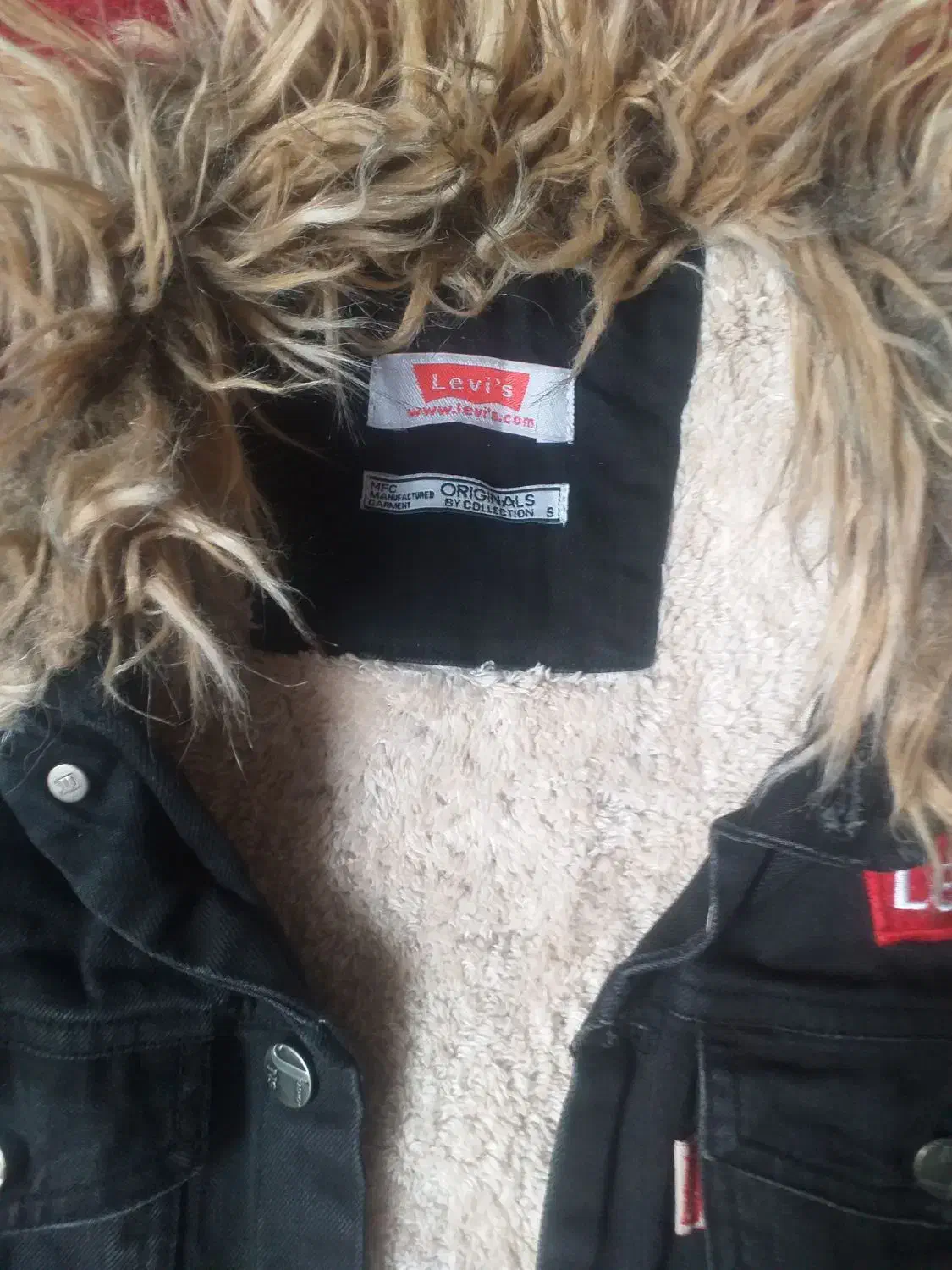 کاپشن و پالتو۲۵۰هزار|لباس|اصفهان, نقش جهان|دیوار