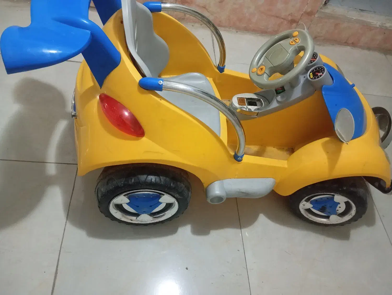 ماشین شارژی|اسباب‌‌بازی|بروجرد, |دیوار