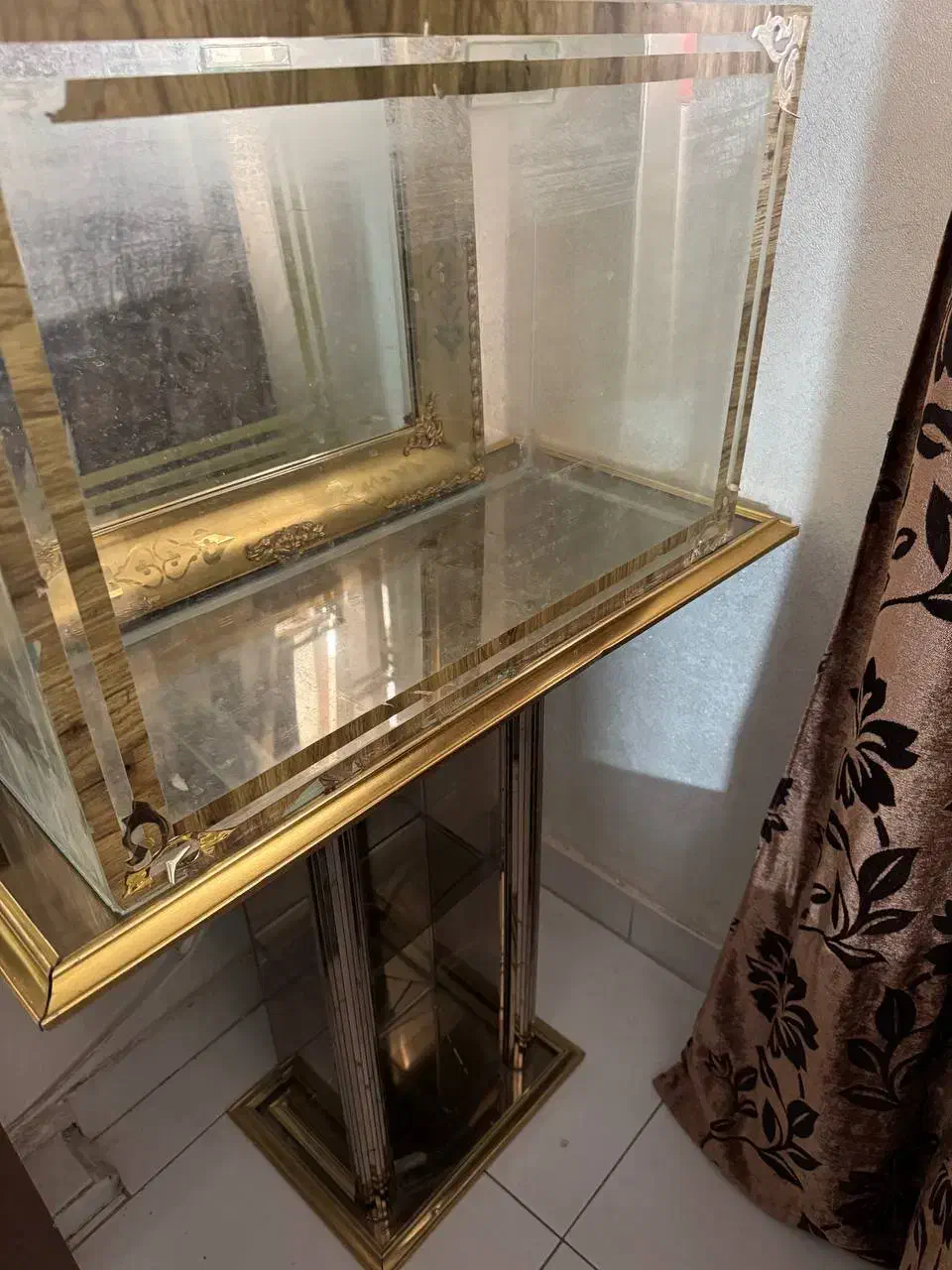 آکواریوم با پایه شیشه ای|ماهی|مشهد, آزادشهر|دیوار