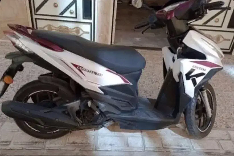 موتورکلیک مدل۹۹ معاوضه باپراید ....نسیم شهر|موتورسیکلت|بهارستان, |دیوار