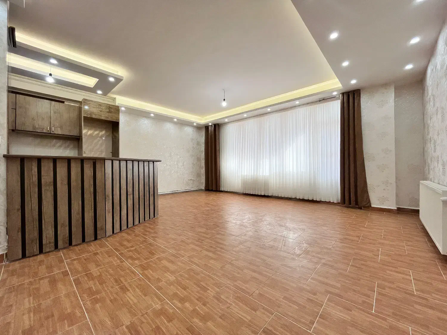 فروش واحد لوکس ۸۵ متر دو خواب در فاز ۲ سهند|فروش آپارتمان|تبریز, |دیوار