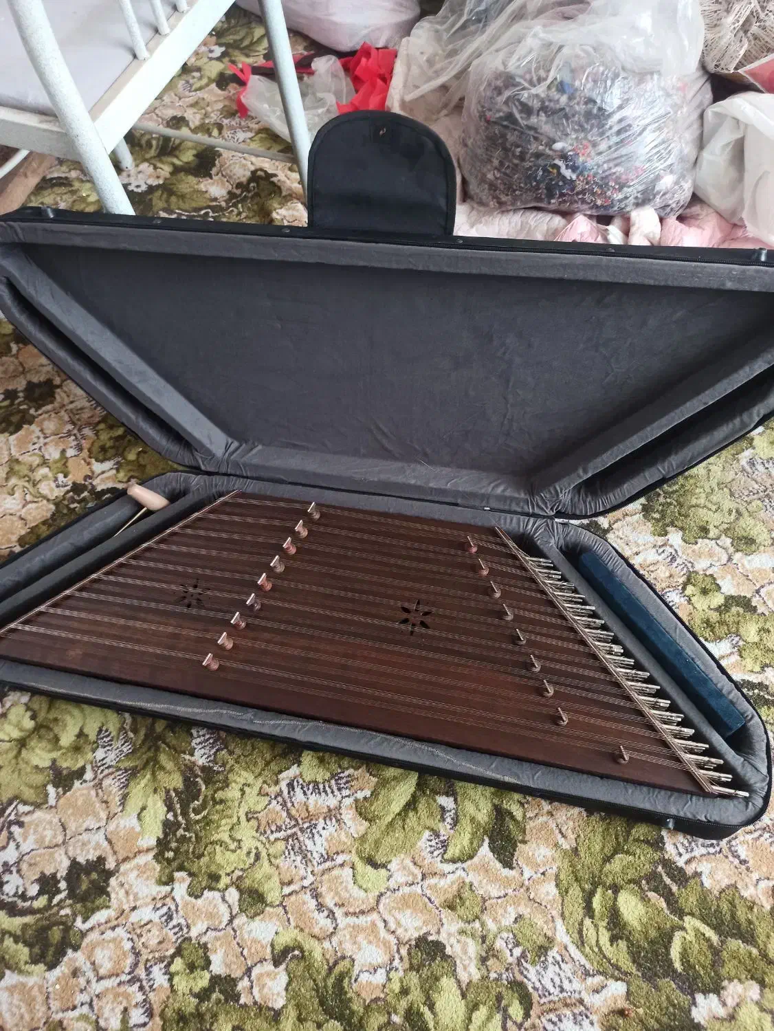 سنتور تک مهر موسوی|سازهای سنتی|تبریز, |دیوار