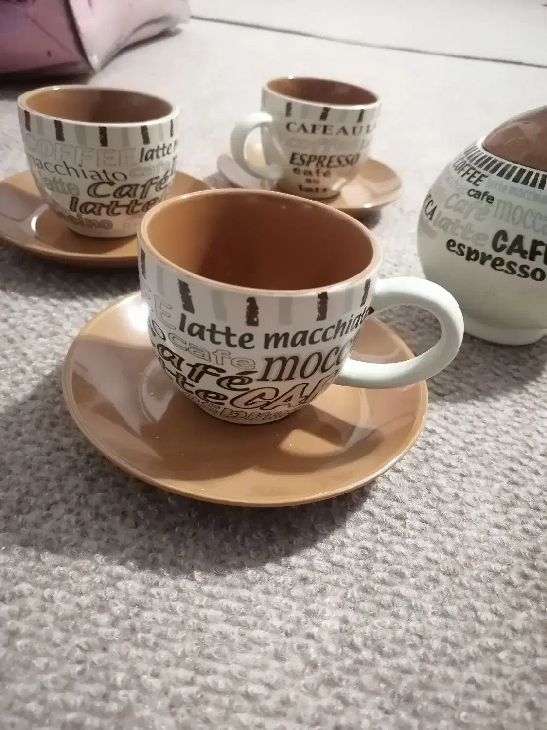 ست قهوه خوری|ظروف سرو و پذیرایی|قم, باغ کرباسی|دیوار