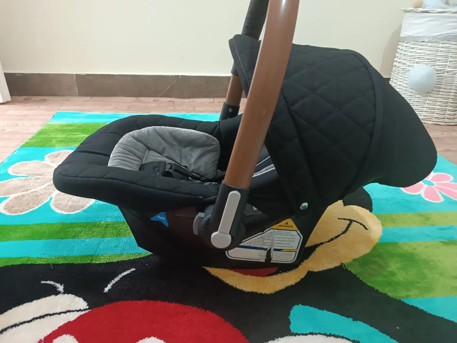 کریر|کالسکه و لوازم جانبی|میانه, |دیوار