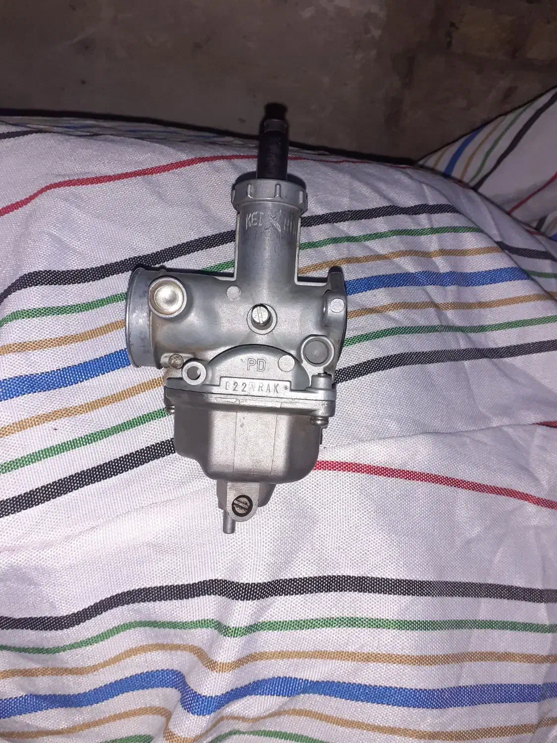 باسلام یک کاربرات هندا ۱۲۵ سالم در حد نو وسالم|قطعات یدکی و لوازم جانبی|تهران, بهاران|دیوار