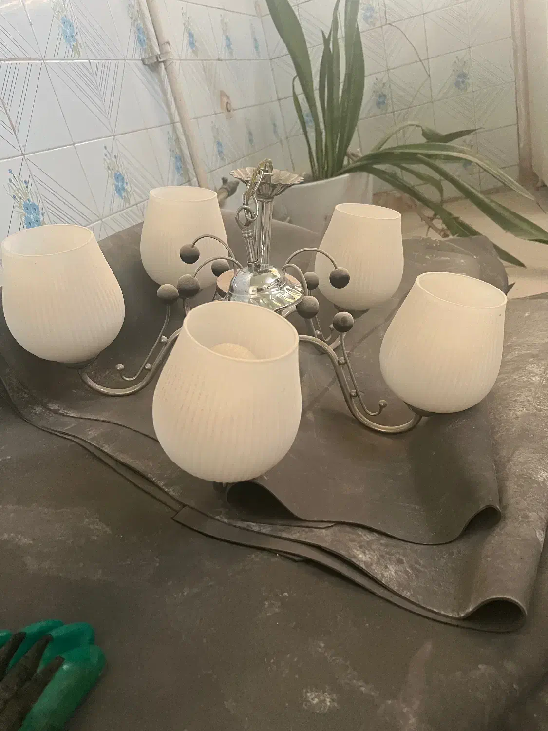 لوستر دست دوم|لوستر و چراغ آویز|گنبد کاووس, |دیوار