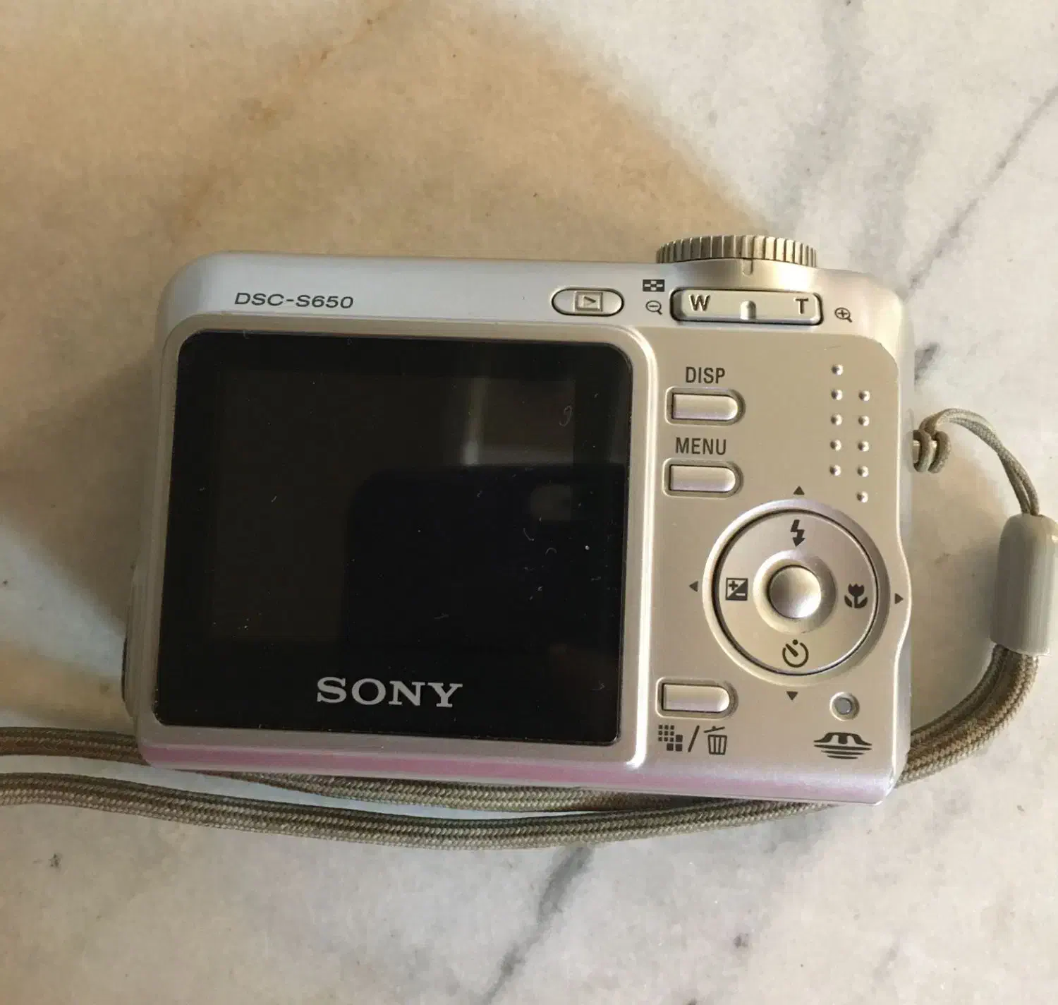 دوربین سونی بسیار نونو تمیز بدون خط خش|دوربین عکاسی و فیلم‌برداری|تهران, شهرک ولیعصر جنوبی|دیوار