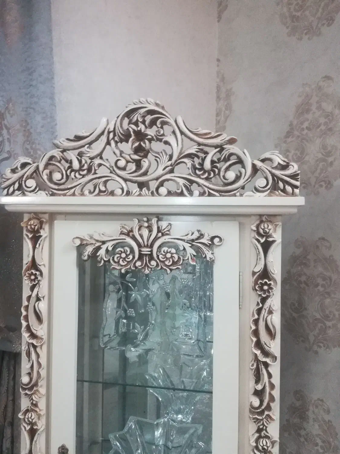 بوفه|بوفه، ویترین، کنسول|هشتگرد, ینگی امام|دیوار