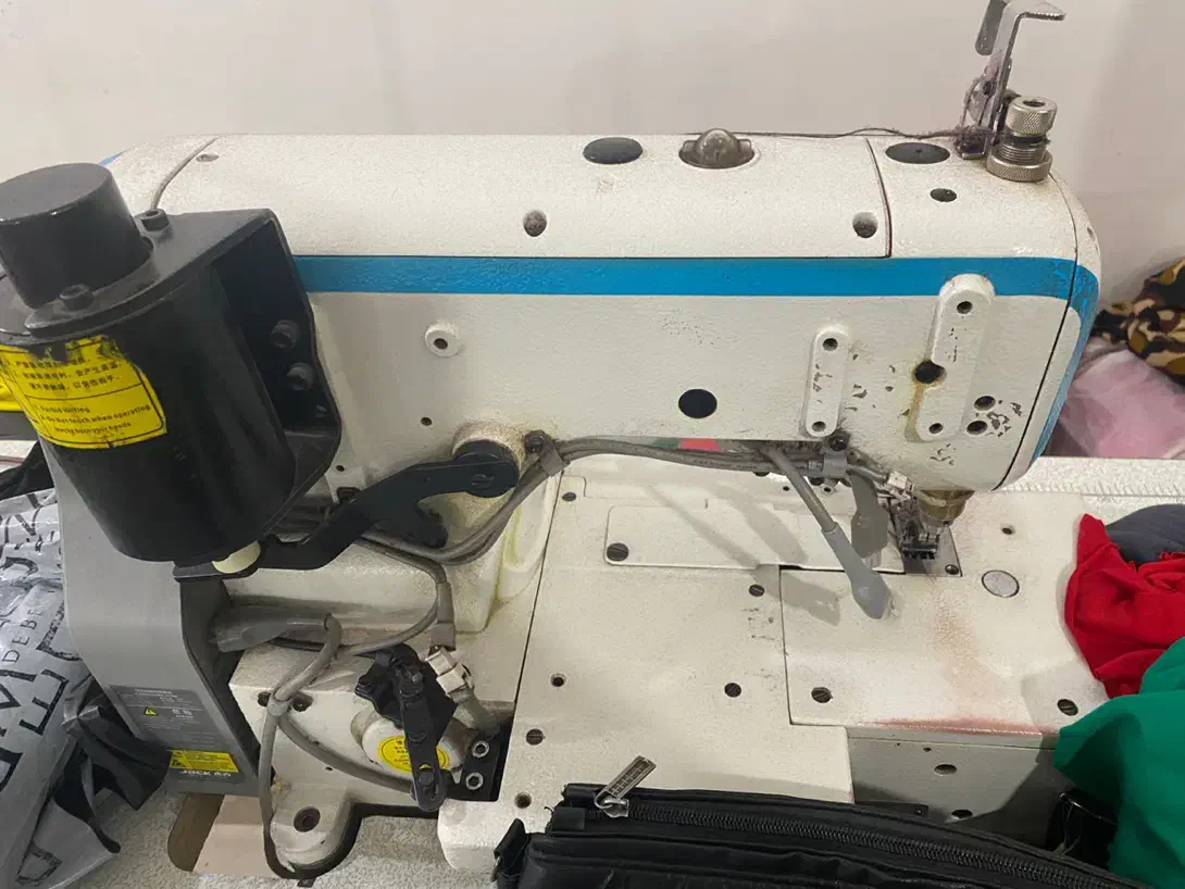 فروش کارگاه خیاطی یکجا|ماشینآلات صنعتی|بهارستان, |دیوار