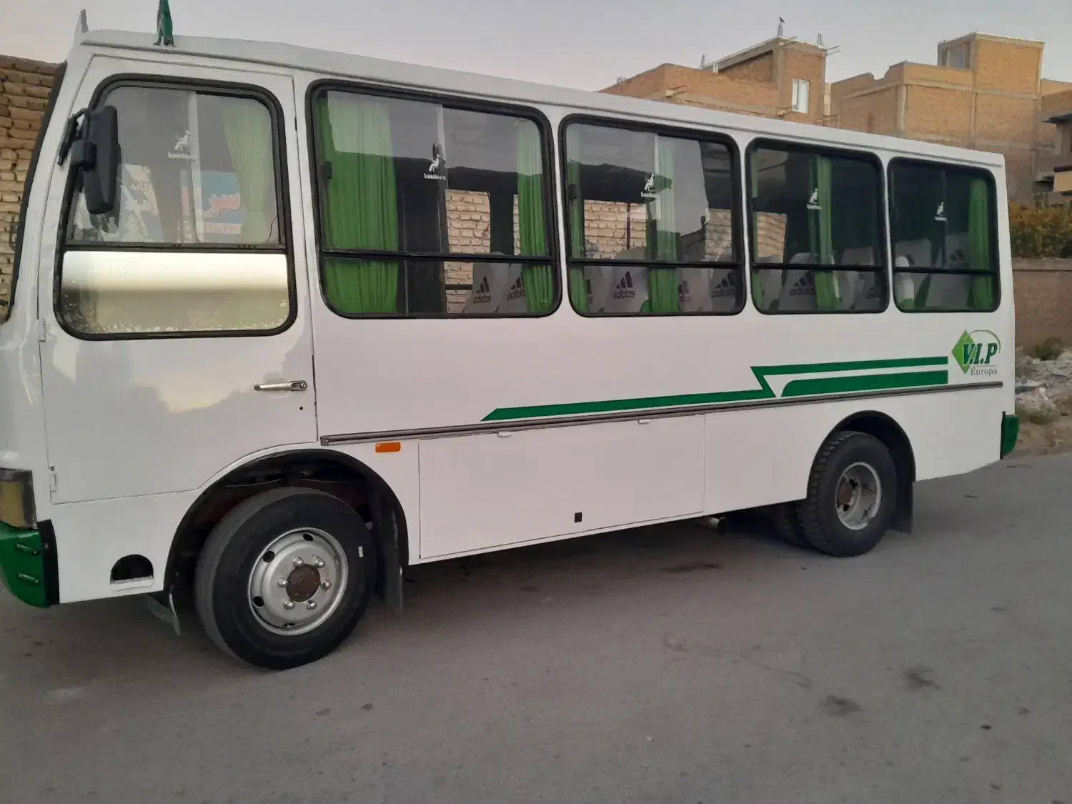 اویکو ۷۷ معاوضه با آ۸۰|خودرو سنگین|سلماس, |دیوار