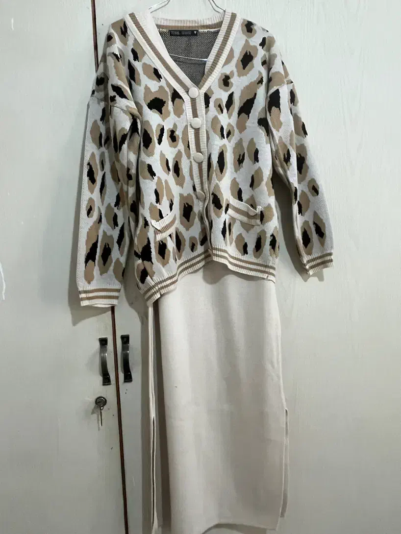 لباس بافت کاملا نو سایز ۴۵|لباس|رباطکریم, رباطکریم|دیوار