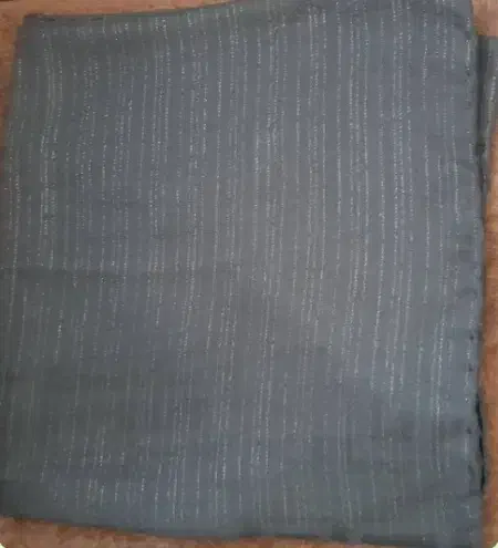 روسری بزرگ طرح دار دور دست دوز|لباس|بندر انزلی, نیمه شعبان|دیوار