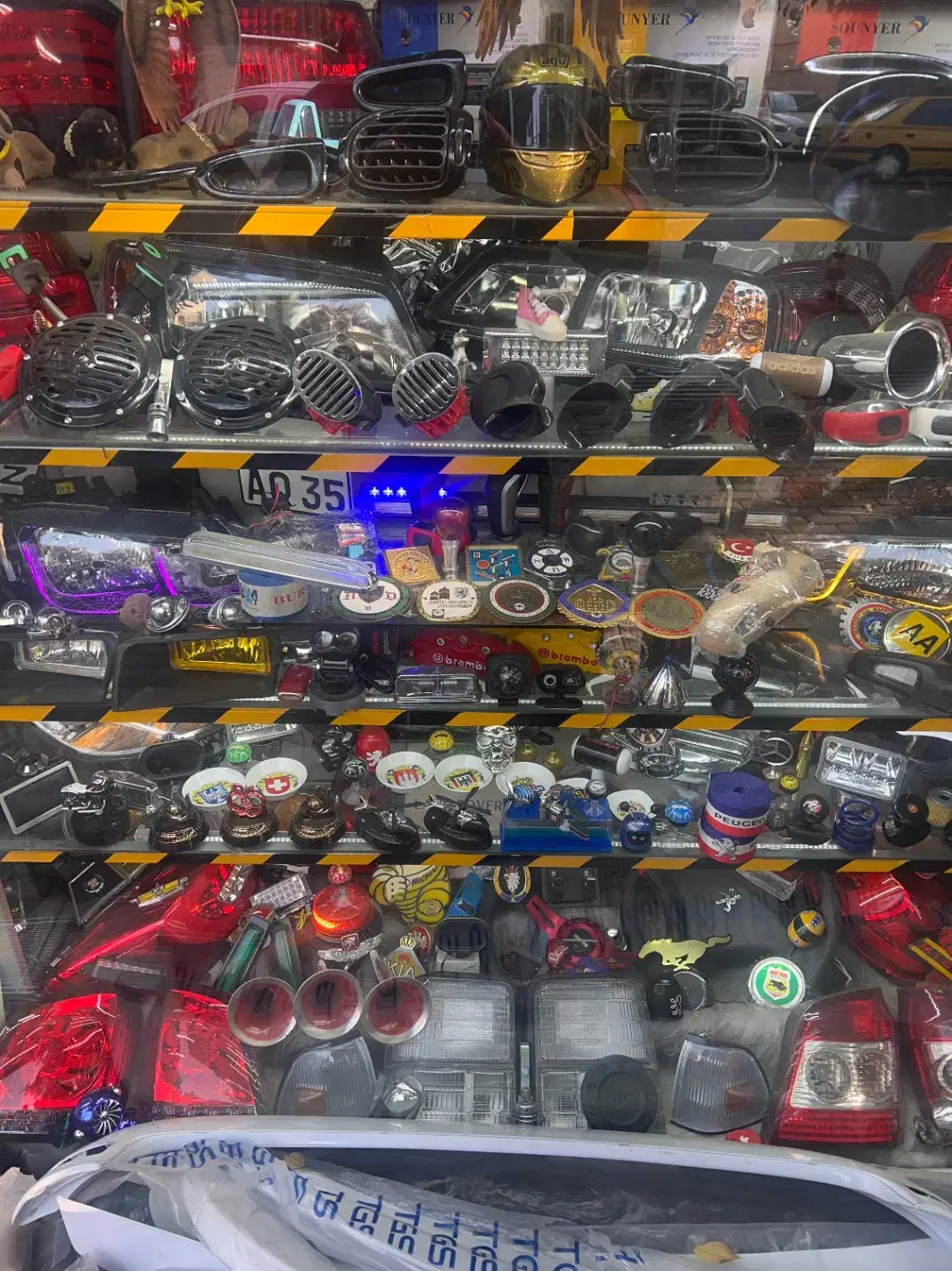 لوازم اسپورت ماشین وشیشه دودی|قطعات یدکی و لوازم جانبی|تبریز, |دیوار