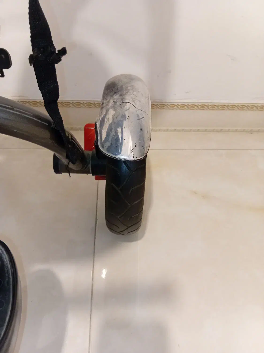 سه چرخه خارجی لاستیک بادی درجه ۱|دوچرخه، اسکیت، اسکوتر|پاکدشت, حصار امیر|دیوار