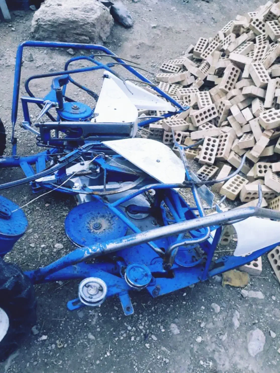 علف چین و گندم چین|ماشینآلات صنعتی|خوی, |دیوار