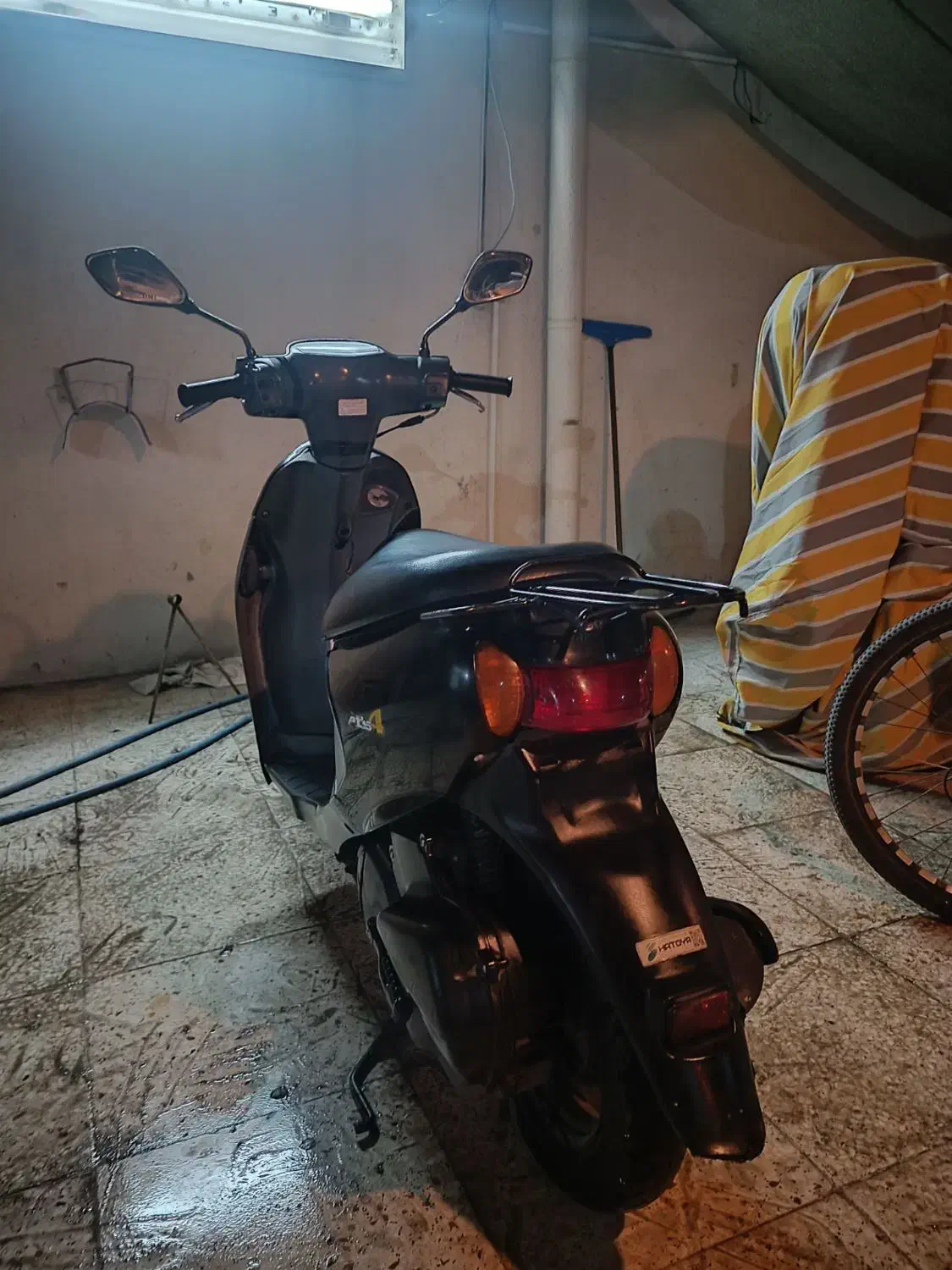 موتورسیکلت پاکشتی سوزوکی لتس فور|موتورسیکلت|بندرعباس, |دیوار