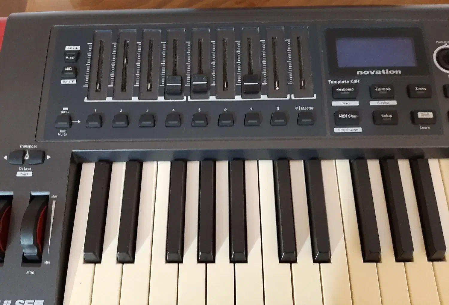 میدی کنترلر novation|پیانو، کیبورد، آکاردئون|تهران, صادقیه|دیوار