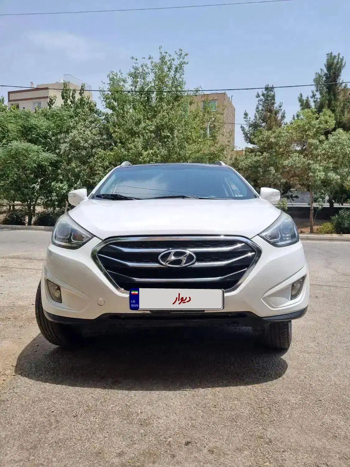 توسان ۲۰۱۵ خانگی فیس عقب و جلو جدید|خودرو سواری و وانت|اصفهان, خانه اصفهان|دیوار