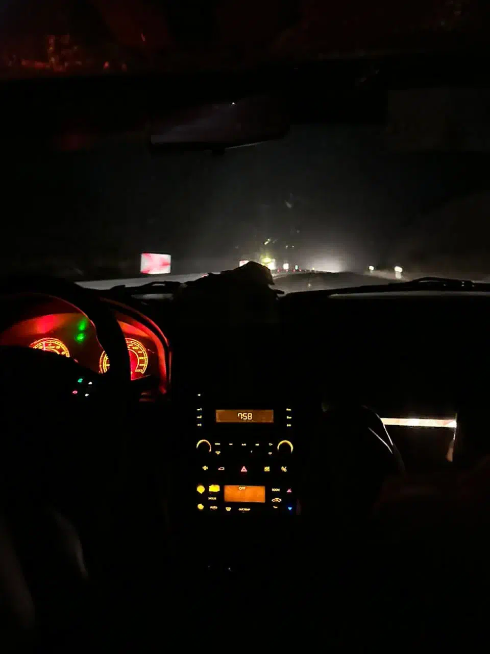 پژو پارس|خودرو سواری و وانت|زاهدان, |دیوار