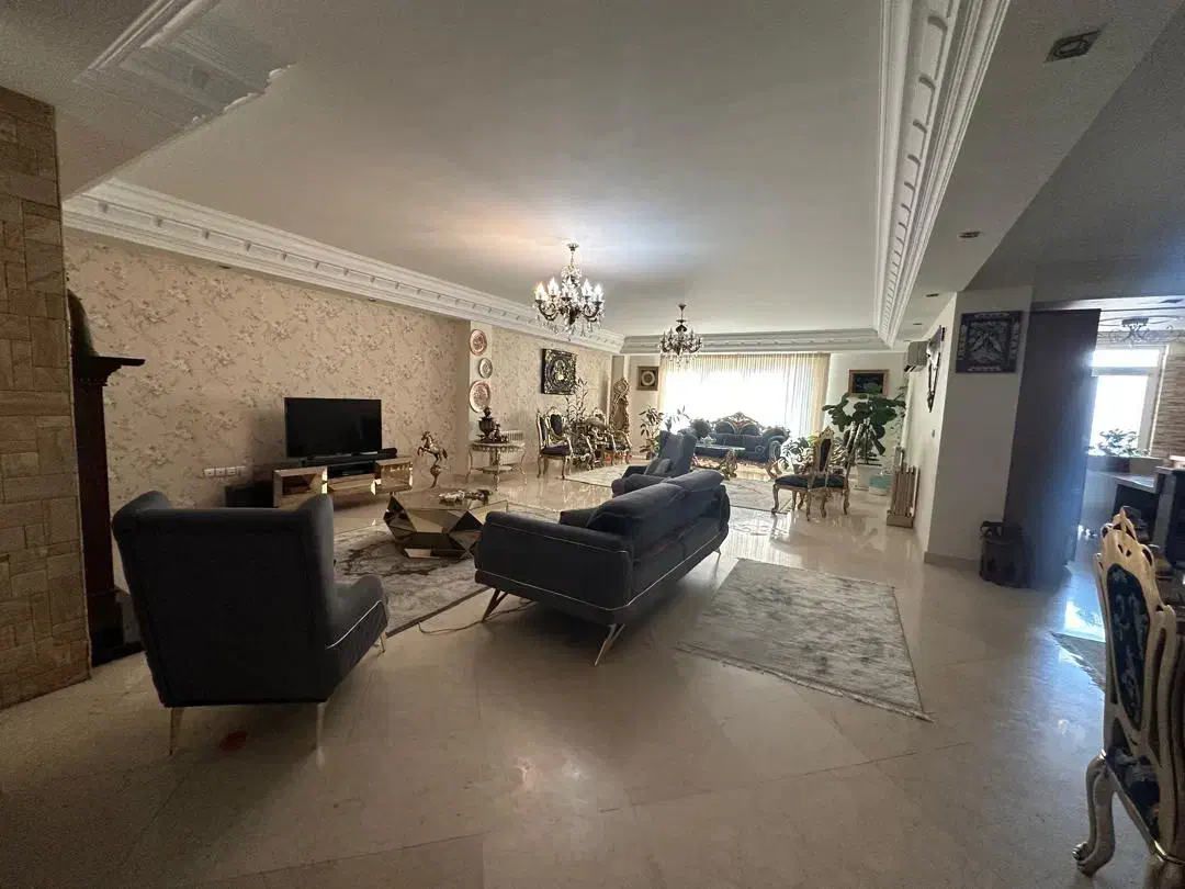 اجاره آپارتمان ۱۷۰متری ۳خوابه ساقدوش