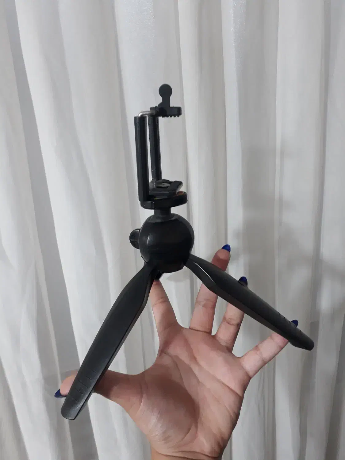 نگهدارنده ی موبایل ۳ پایه مجهز|لوازم جانبی موبایل و تبلت|لنگرود, |دیوار