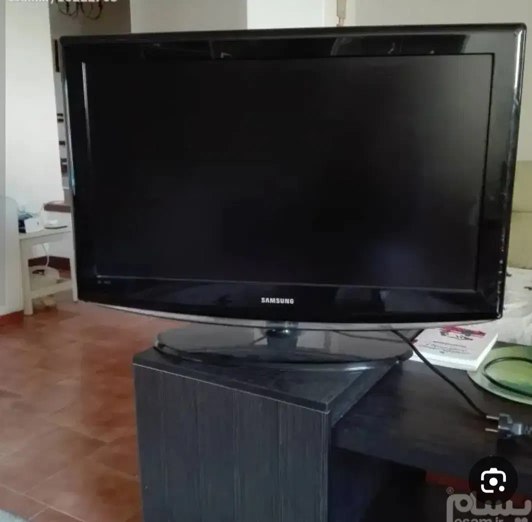 تلویزیون ال سی دی کاملا سالم در حد نو|تلویزیون و پروژکتور|قیدار, |دیوار