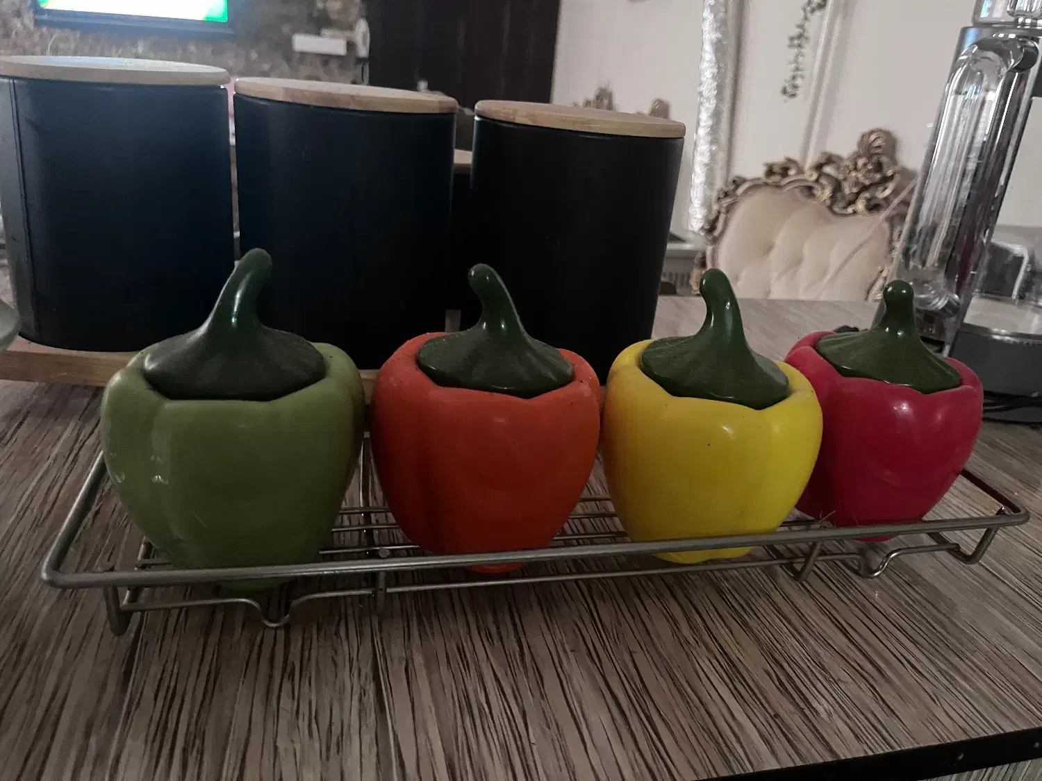 جا ادویه رنگی|ظروف نگهدارنده، پلاستیکی، یکبارمصرف|اراک, |دیوار