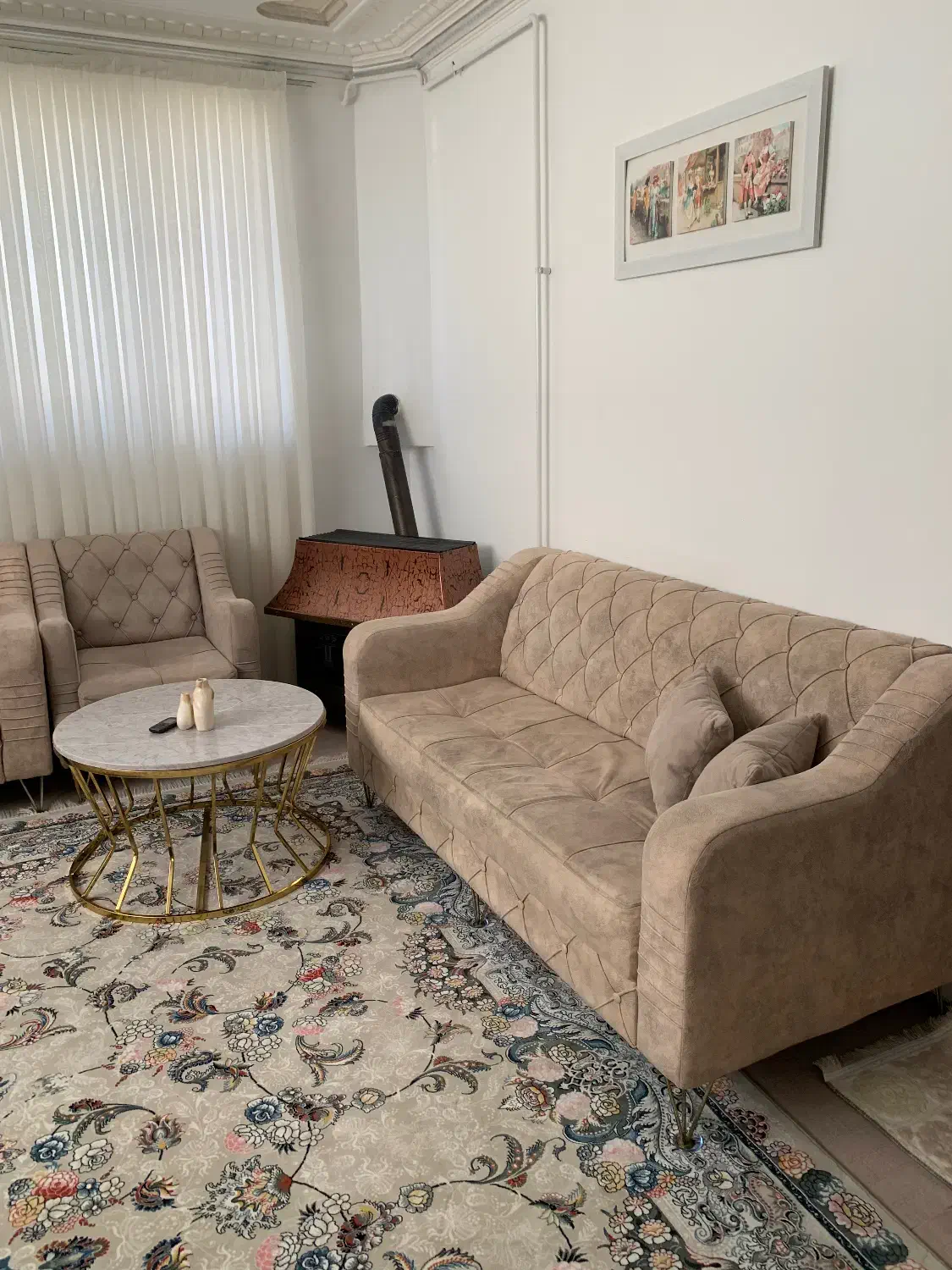 مبل ۷نفره با عسلی ست|مبلمان خانگی و میز عسلی|مریوان, |دیوار