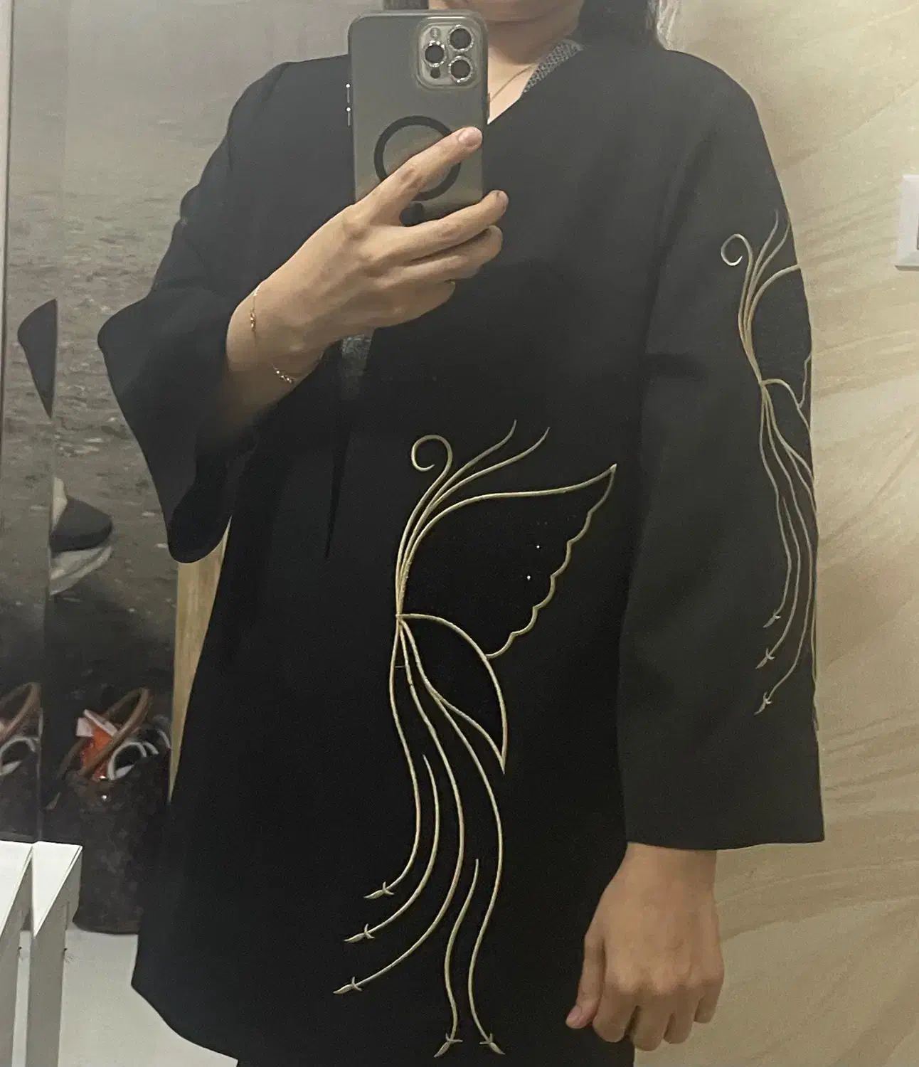 مانتو|لباس|مشهد, امیر|دیوار