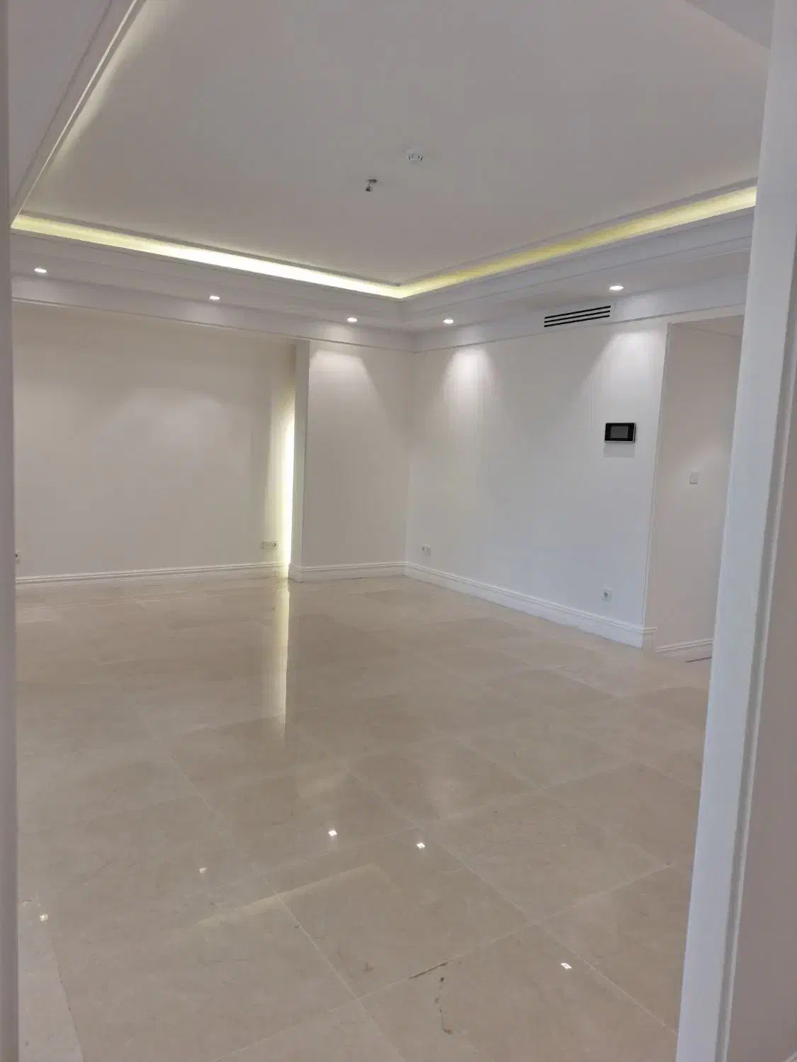 اجاره آپارتمان/الهیه (باغ فردوس) /۱۹۰ متر