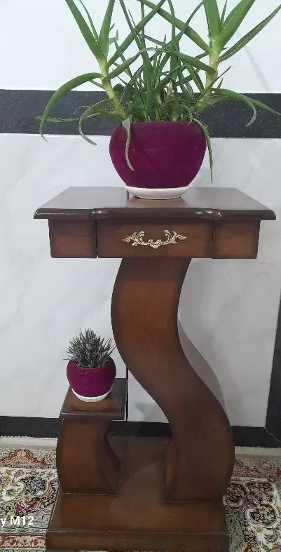 میز تلفن نو نو|میز تلفن|کنگاور, |دیوار