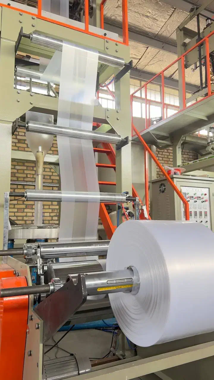 کارخانه تولید نایلکس، نایلون و زباله فراز پلاست|عمده‌فروشی|مشهد, کارمندان دوم|دیوار