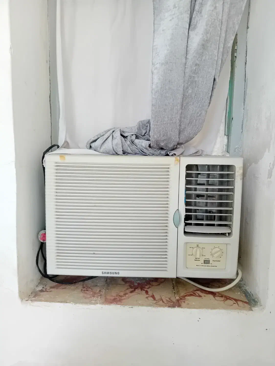 کولر پنجره ای|کولر گازی و فنکوئل|بندر ترکمن, |دیوار