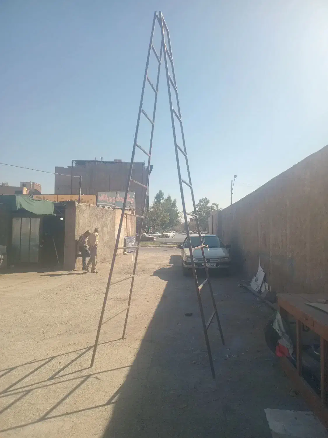 نردبان فلزی با ارتفاع ۴و نیم متر دو پایه|ابزارآلات|کرمان, |دیوار