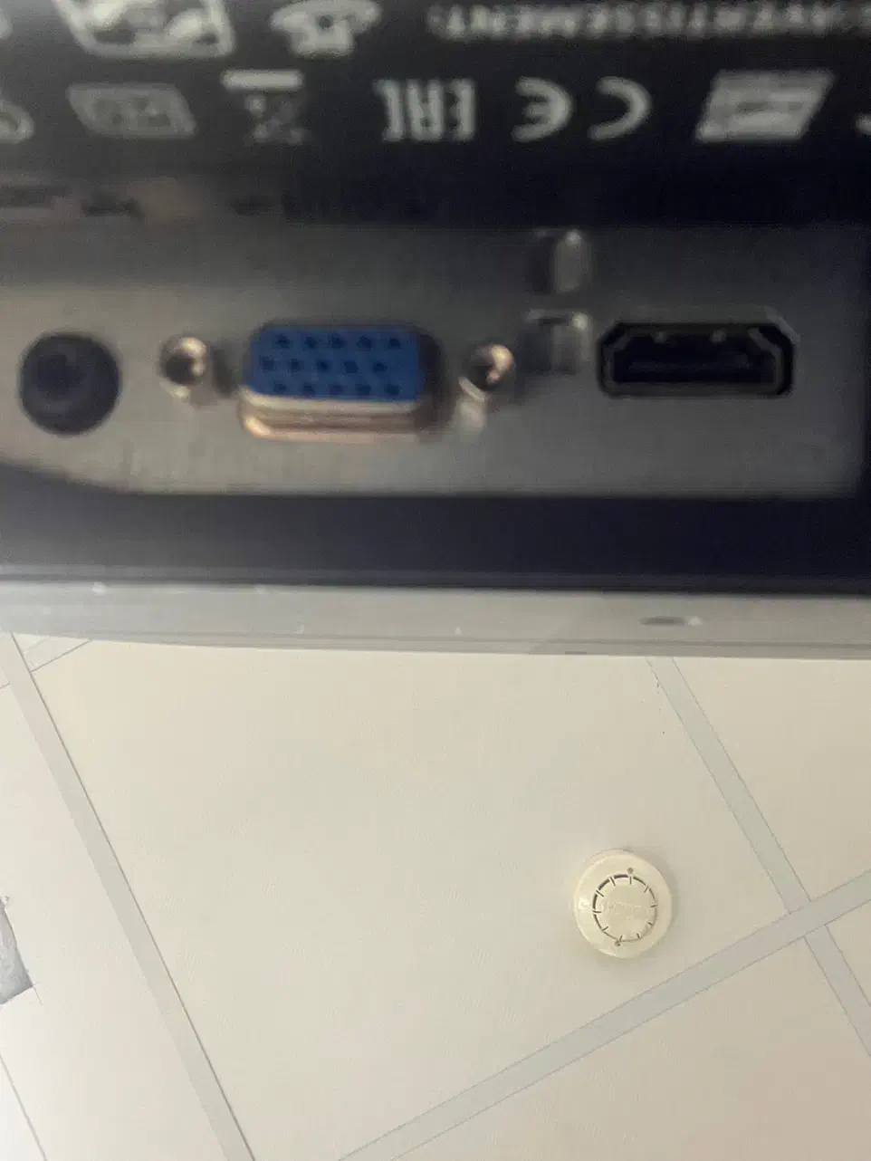 مانیتور فریم لس فیلیپس ۲۳اینچ|قطعات و لوازم جانبی رایانه|کرج, شهرک فهمیده|دیوار