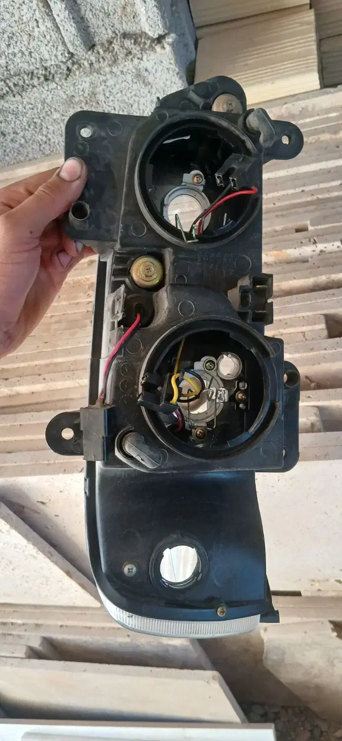 چراغ جلوی پارس|قطعات یدکی و لوازم جانبی|رباطکریم, رباطکریم|دیوار